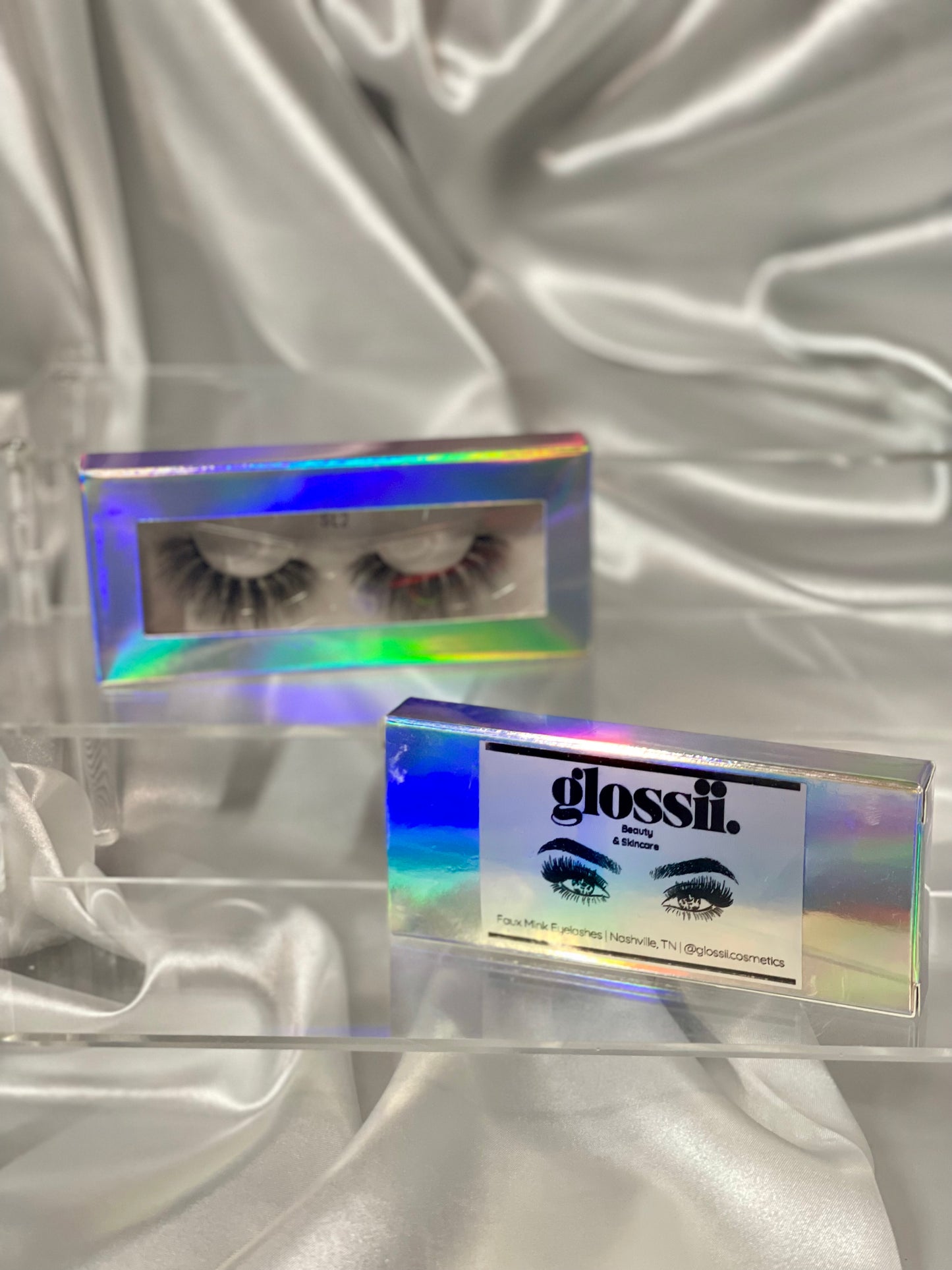 Glossii Faux Strip Lashes